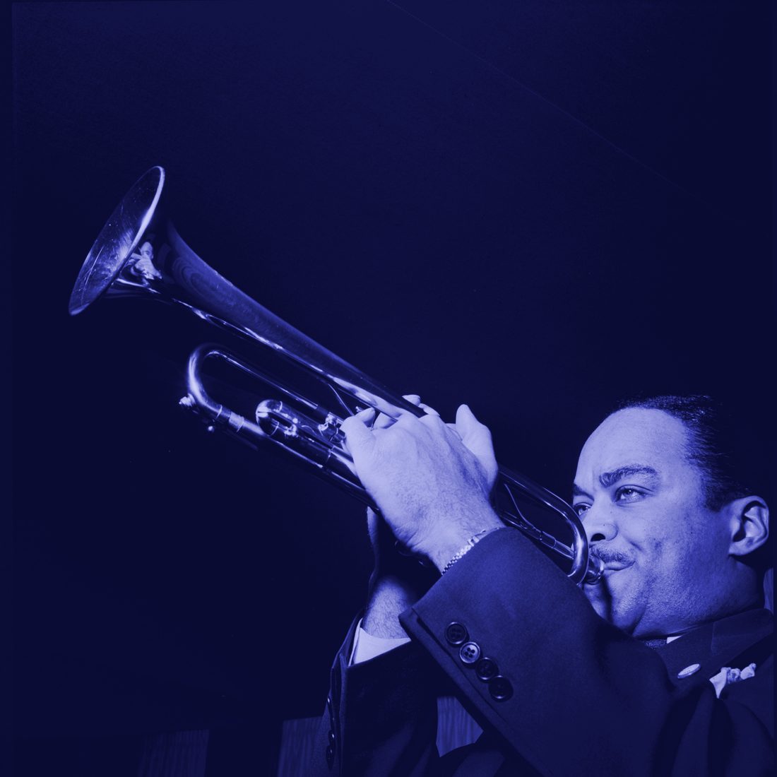 Jazz performer, rendered in the ApproachNote blue duotone